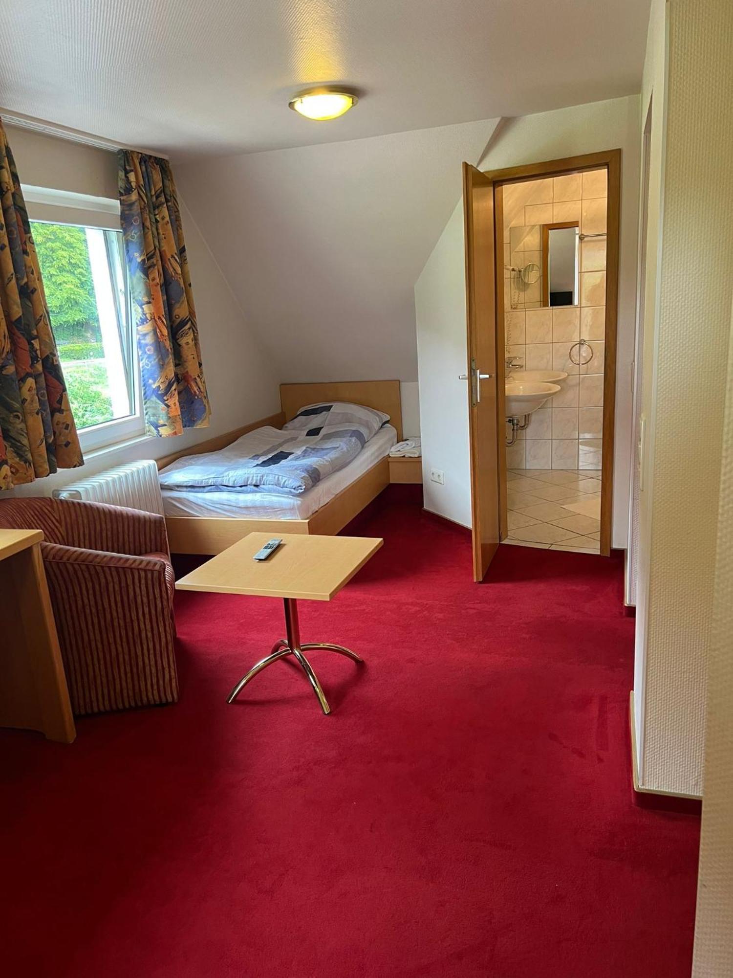Hotel Strand-Cafe Rossbach  Екстер'єр фото