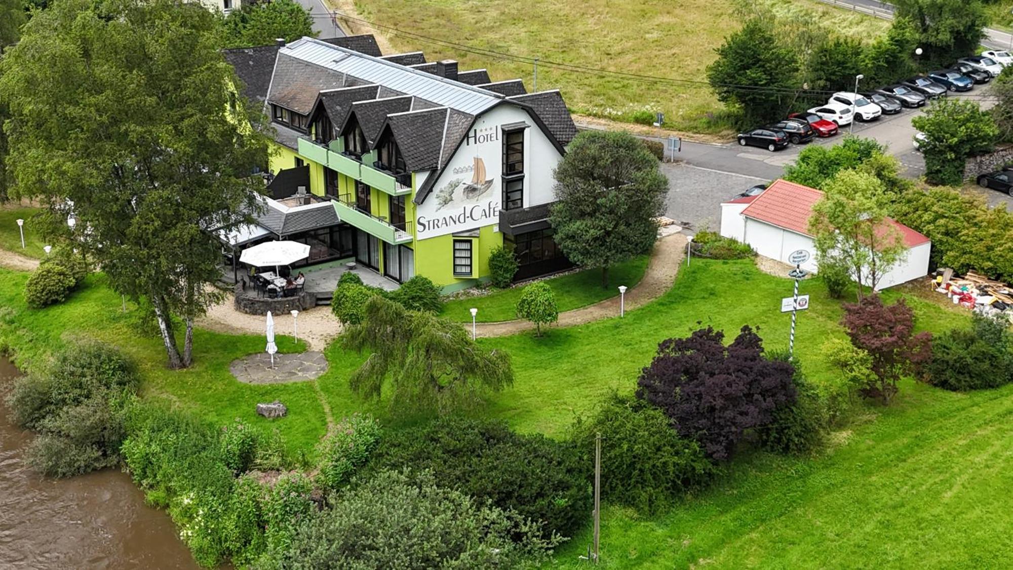 Hotel Strand-Cafe Rossbach  Екстер'єр фото